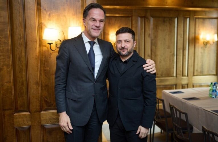 Рютте та Зеленський обговорили наповнення програми PURL для України