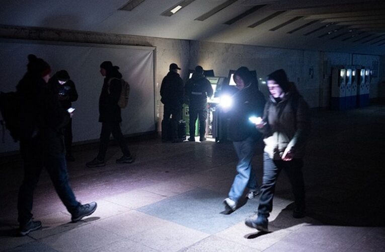 Ситуація в Києві: світло – по дві години на добу