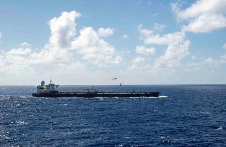 США затримали підсанкційний танкер