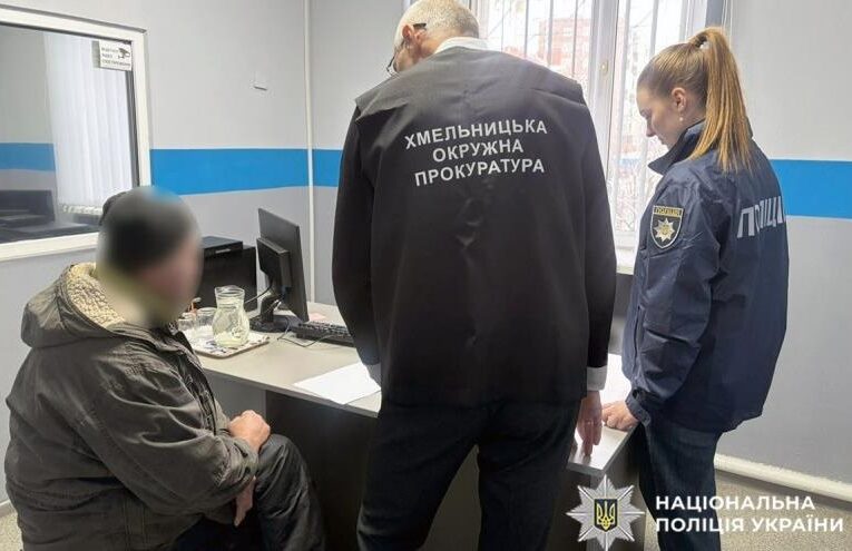 Сусід споїв алкоголем: на Хмельниччині помер 9-річний хлопчик