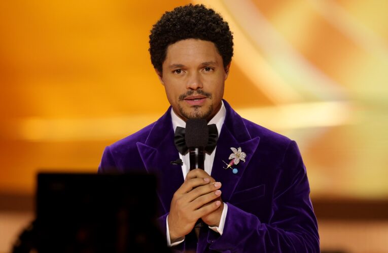 Тревор Ноа пожартував про Трампа на Ґреммі – президент пригрозив судом