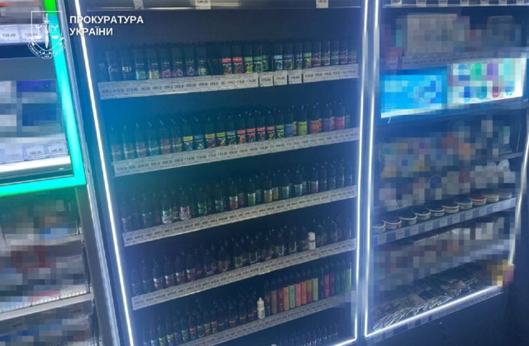 У Хмельницькому викрили продаж рідин для вейпів на 12 млн