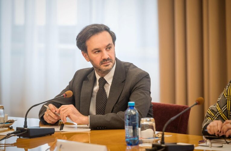 У МЗС відповіли щодо “зупинки енергодопомоги” на $250 млн від США