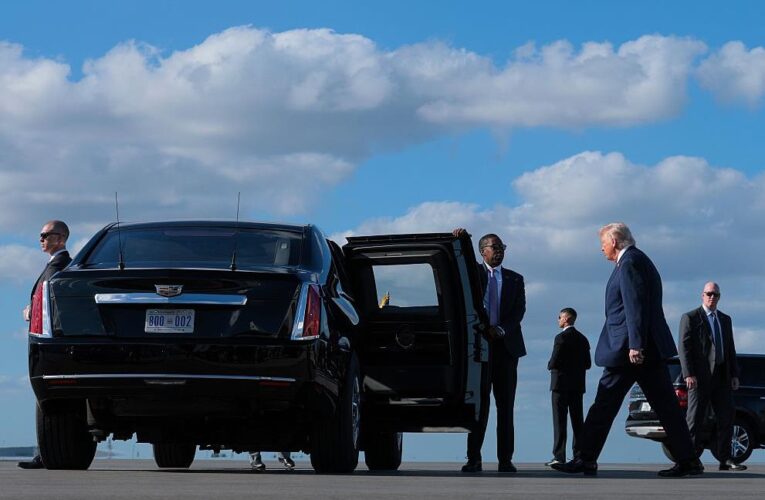 У США вбили чоловіка біля резиденції Трампа