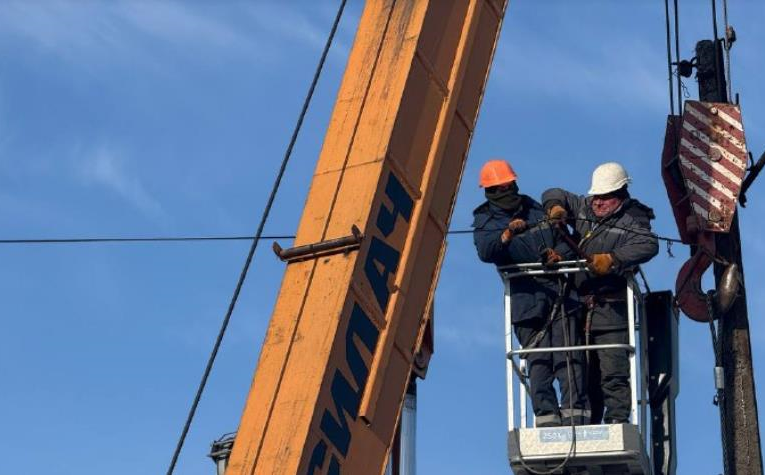 У Запоріжжі відновили подачу електроенергії після російського обстрілу