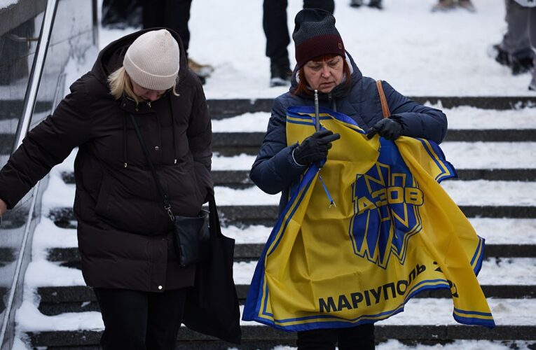 Українці висловили свої думки щодо умов мирної угоди з РФ