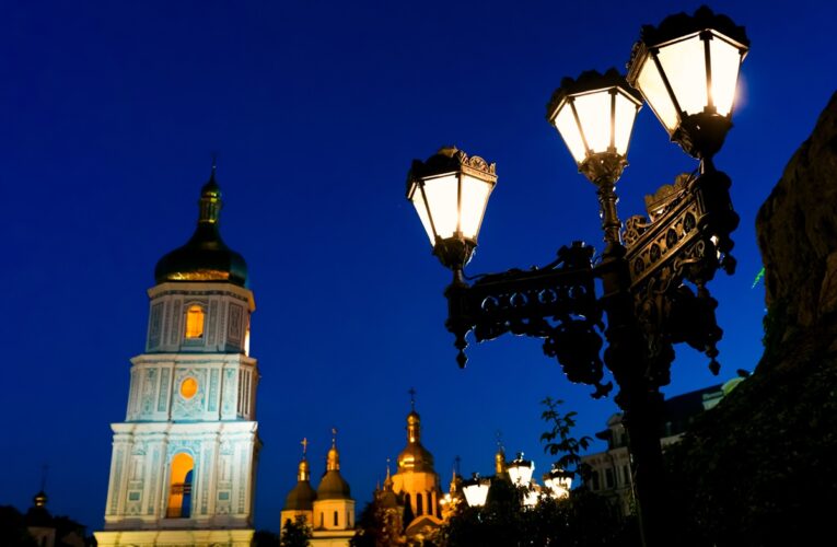 Укренерго підтвердило відключення на середу