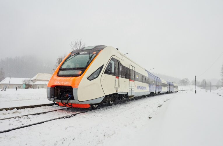 Укрзалізниця у деяких регіонах запровадила тимчасові обмеження