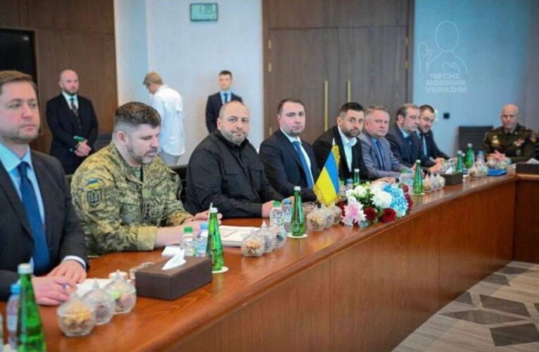 Умєров розповів подробиці переговорів в Абу-Дабі