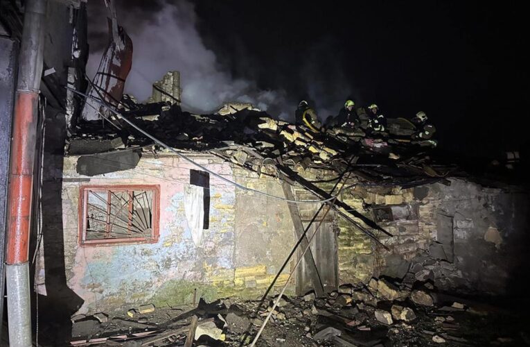 В Одесі після удару БПЛА сталася пожежа