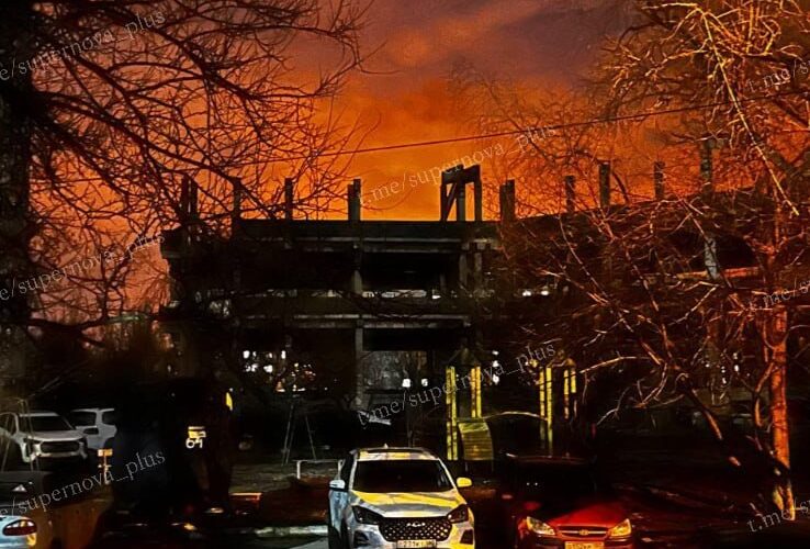 В окупованій Макіївці БпЛА “розбомбили” нафтобазу