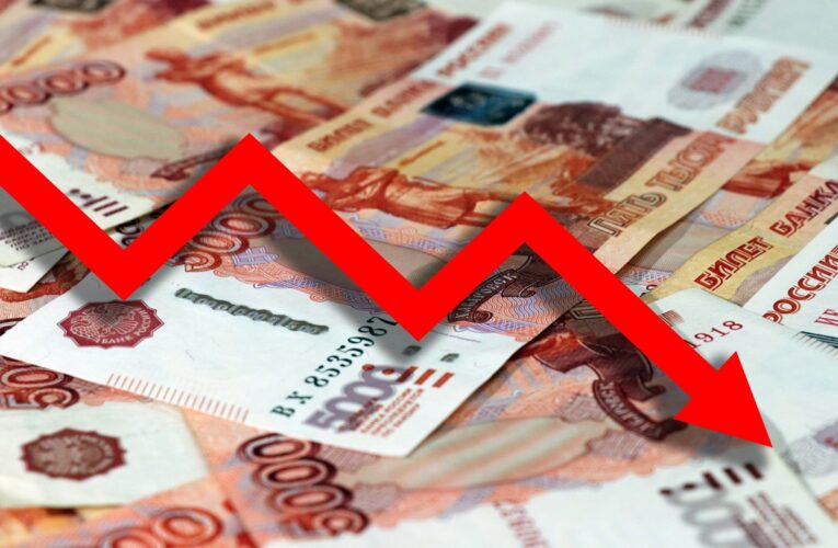 В Росії прогнозують трикратне зростання дефіциту держбюджету