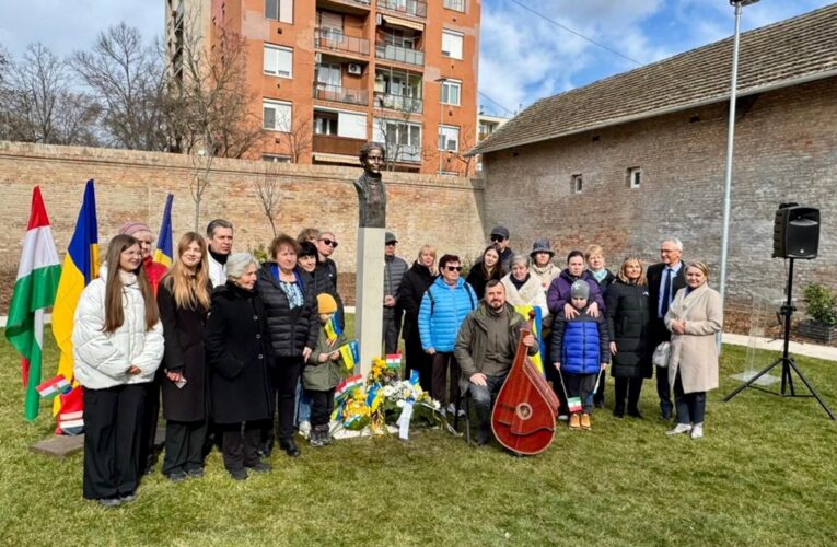 В Угорщині відкрили пам&rsquo;ятник Лесі Українці
