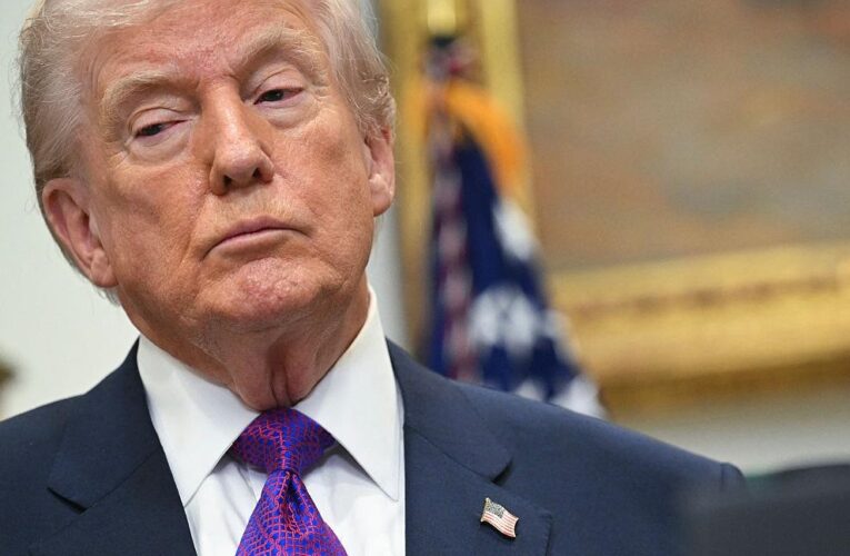 Верховний суд США скасував більшість мит Трампа