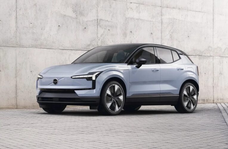 Volvo відкликає понад 40 тисяч електрокарів через ризик займання батарей