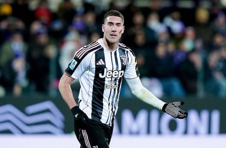 Ювентус має намір утримати Влаховіча в команді