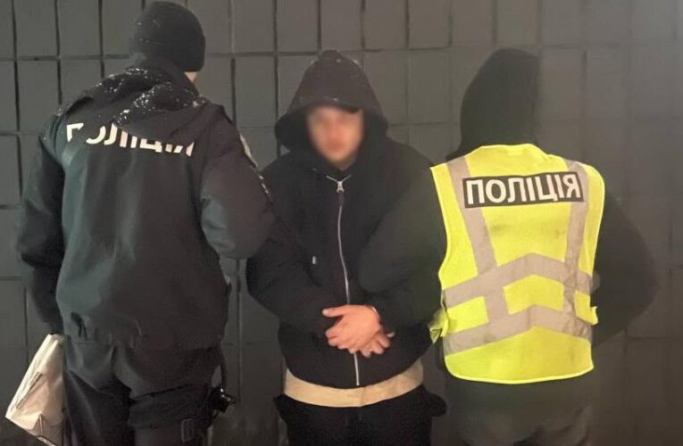 Затримано чоловіка, який спалив сім авто у Києві