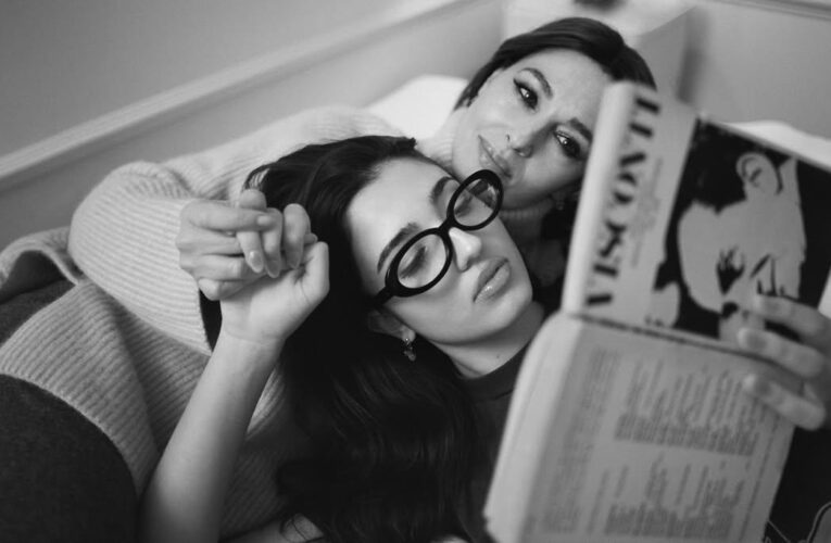 15-річна донька Беллуччі та Касселя дебютувала на обкладинці Vogue