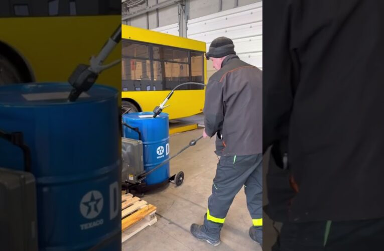 У столиці перевіряють та оновлюють автобуси: “Київпастранс” проводить планове техобслуговування