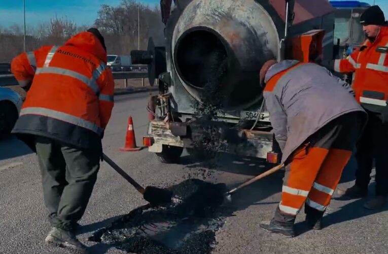 Юлія Свириденко: 155 тис. м2  автошляхів відремонтували за тиждень