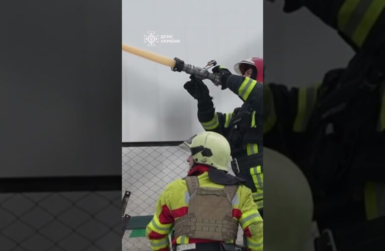 Суми: Ліквідація пожежі під загрозою повторного удару