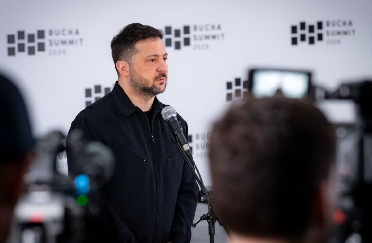 Пресконференція Володимира Зеленського під час Бучанського саміту