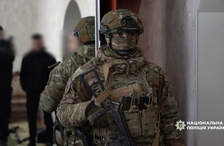 “Псевдоворожки ошукали громадян на сотні тисяч гривень, – Нацполіція”