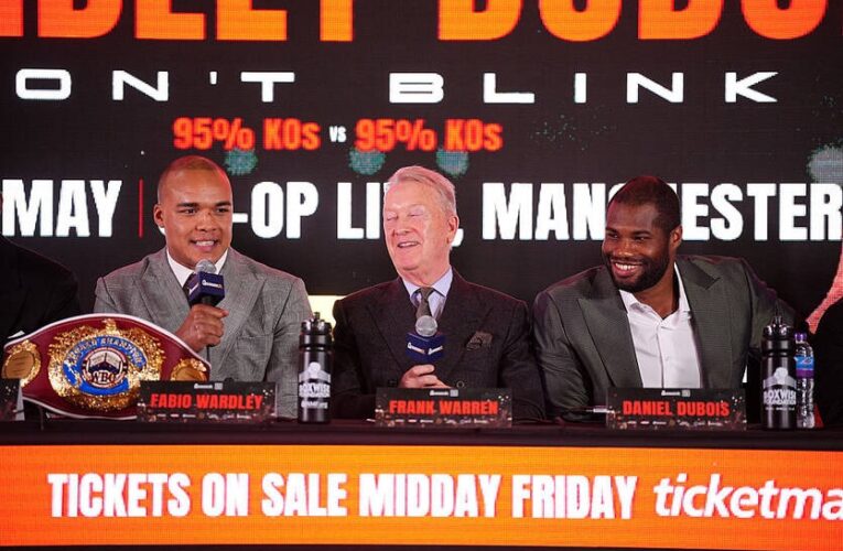 Ексчемпіон дав сміливий прогноз на бій Вордлі – Дюбуа