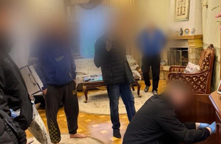 Ексміністр організував фіктивний продаж зерна на 63 млн грн