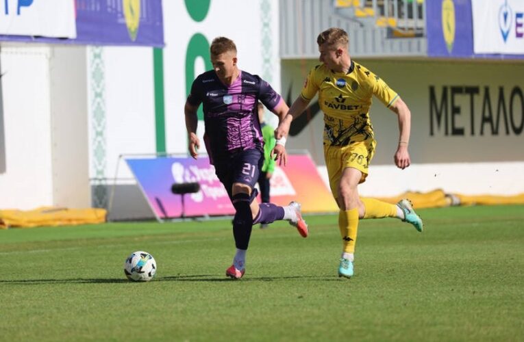 Епіцентр удома двічі переграв сусідній у таблиці Рух