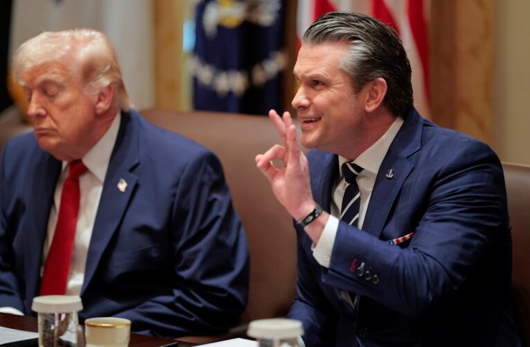 Глава Пентагону торгував акціями перед нападом на Іран – ЗМІ