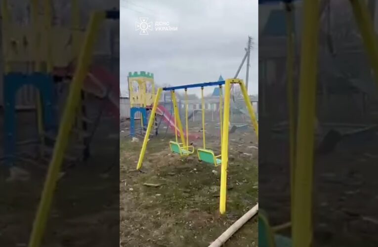 Рятувальники встигли в укриття за секунди до вибуху