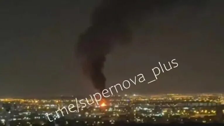 Іран атакував Дубаї: біля аеропорту гасять пожежу