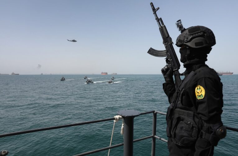 Іран заявив про закриття Ормузької протоки