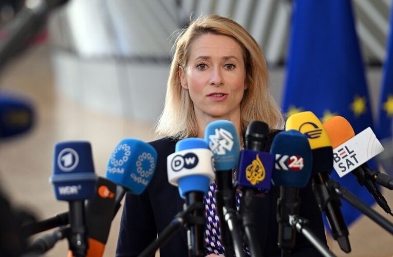 Каллас закликала “дотиснути” Угорщину щодо кредиту Україні