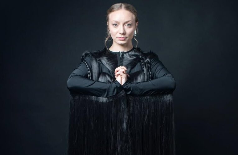 LEL&Eacute;KA оновила конкурсну пісню для Євробачення-2026 із звучанням бандури