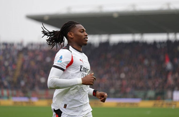 Мілан готує новий контракт для португальського вінгера