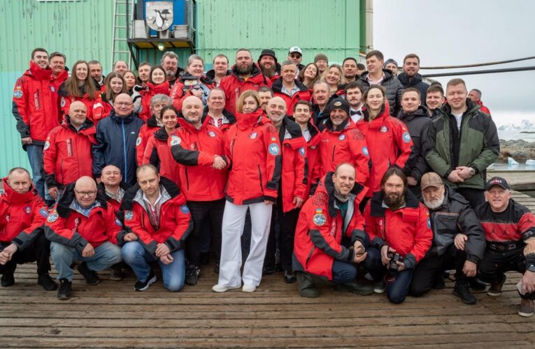 На станції Академік Вернадський завершилася перезмінка експедицій