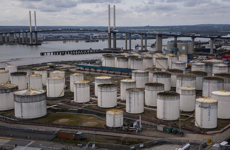 Нафта зреагувала на пропозицію вивільнення стратегічних резервів