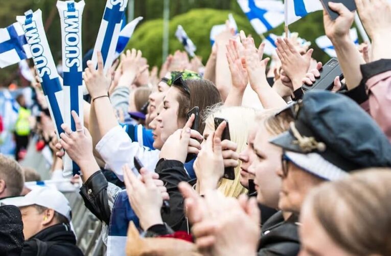 Названо найщасливішу країну світу