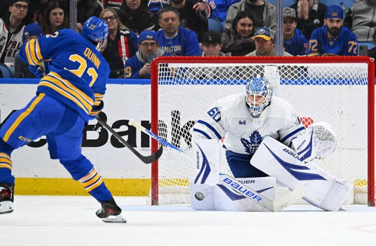 НХЛ: Баффало дотиснув Торонто в серії булітів
