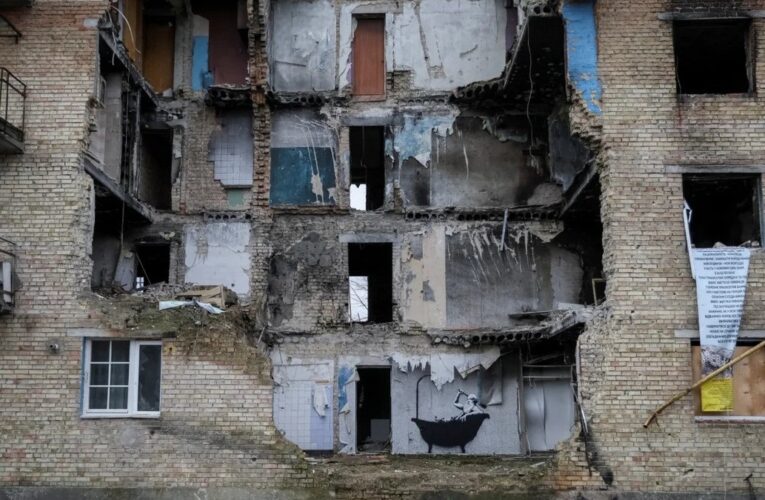 Обличчя без маски: журналісти назвали ім’я Бенксі