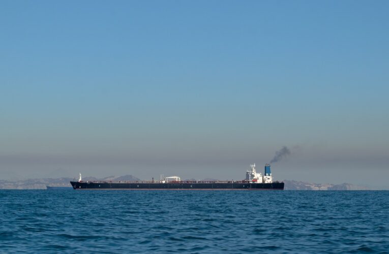 Пакистанський танкер пройшов Ормузьку протоку
