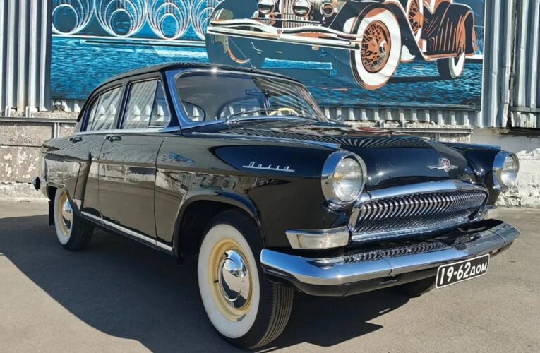 Показано унікальну київську Волгу для КДБ