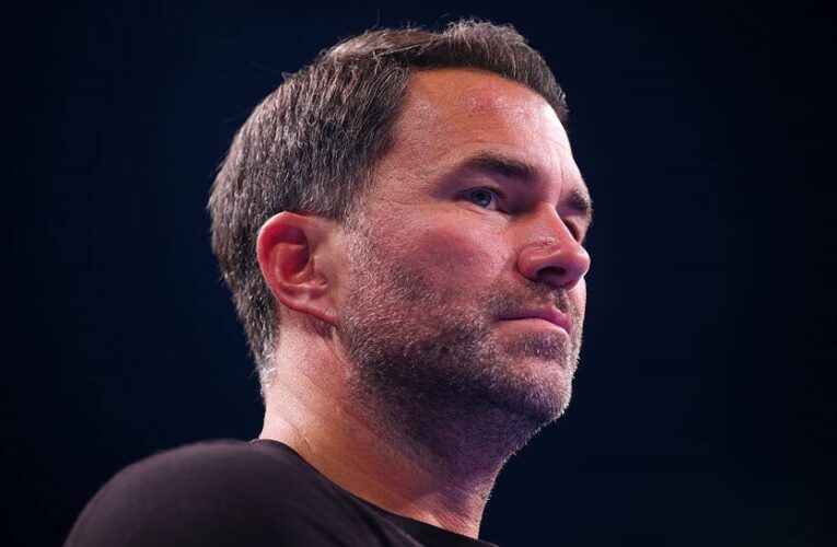 Промоутер розвіяв чутки про бій ексчемпіонів у надважкій вазі