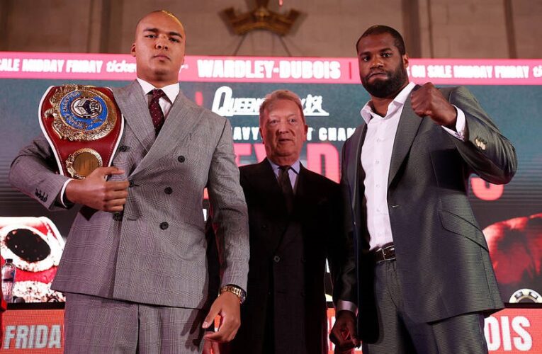 Промоутер відповів на плани Усика щодо наступного суперника