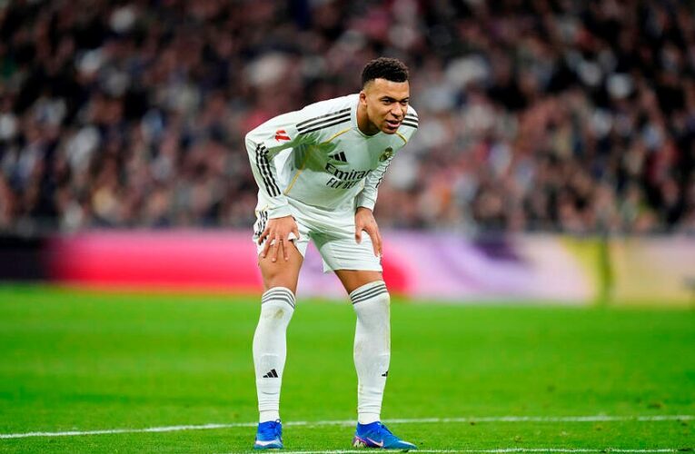 Реал надовго залишився без Мбаппе через травму коліна