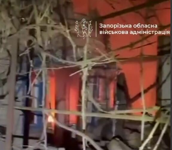 РФ зруйнувала будинки на Запоріжжі, загинула жінка