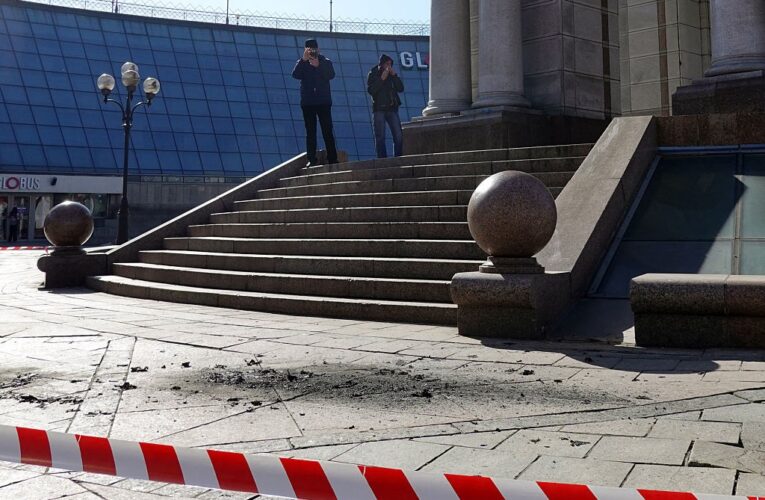 Російські Ланцети не можуть долетіти до Києва – Флеш