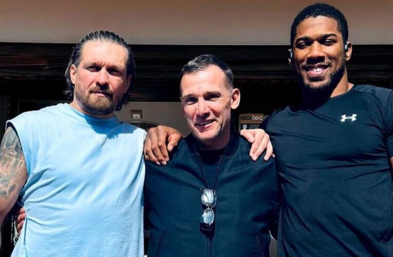 Шевченко завітав на тренування Усика та Джошуа